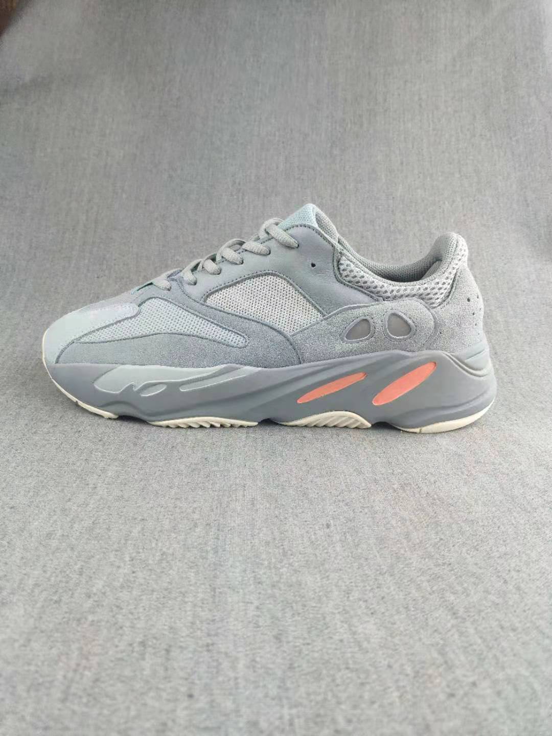 700 Gray and Coral Low-Top Sneakers