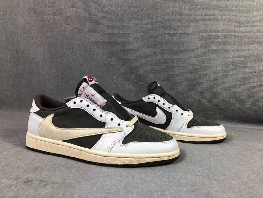 Travis Scott x Air Jordan 1 Low White Brown Sneakers