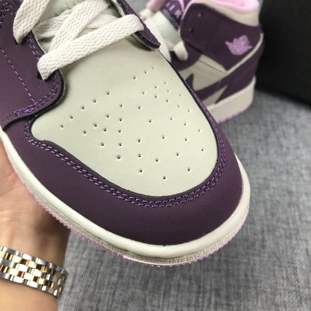 Jordan Air Jordan 1 Mid Kids' Sneakers White and Purple