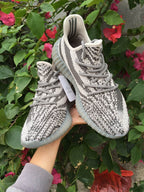 Yeezy 350 V2 Gray Knit Sneakers SPLY-350