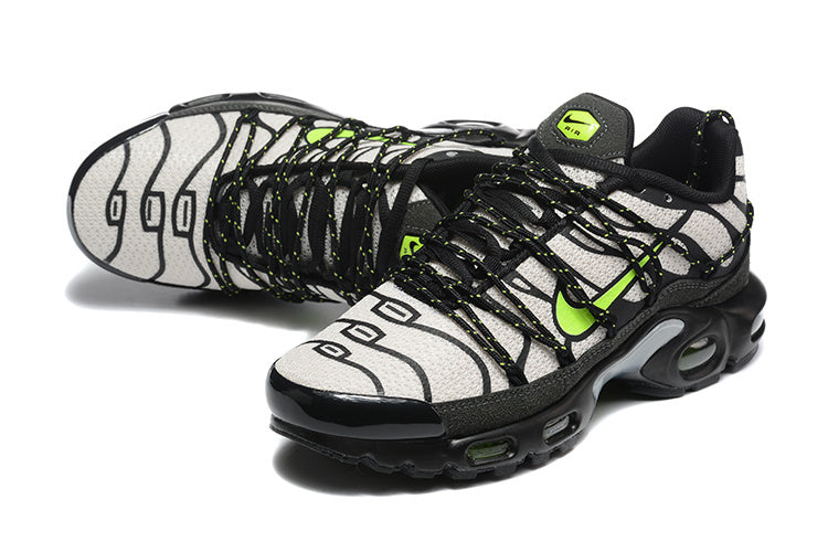 Nike Air Max Plus Black and Volt Sneakers FD0670-003