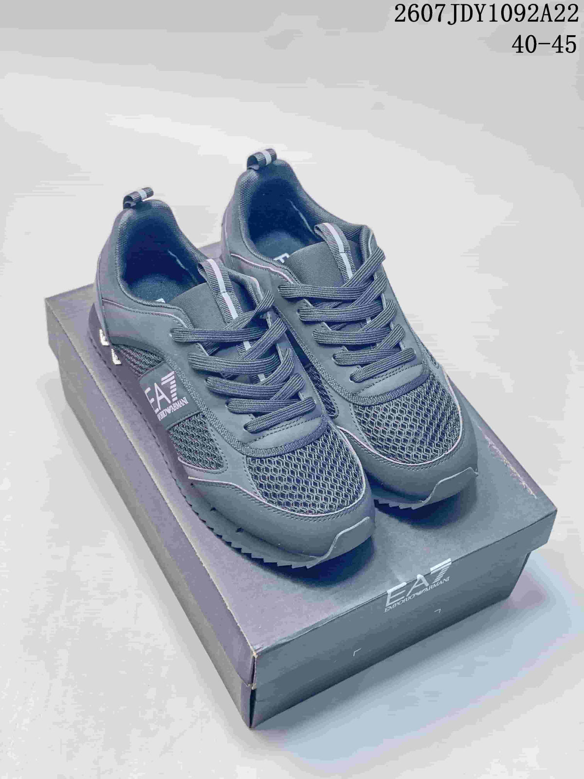 Emporio Armani EA7 712025EWO Low-Top Sneakers