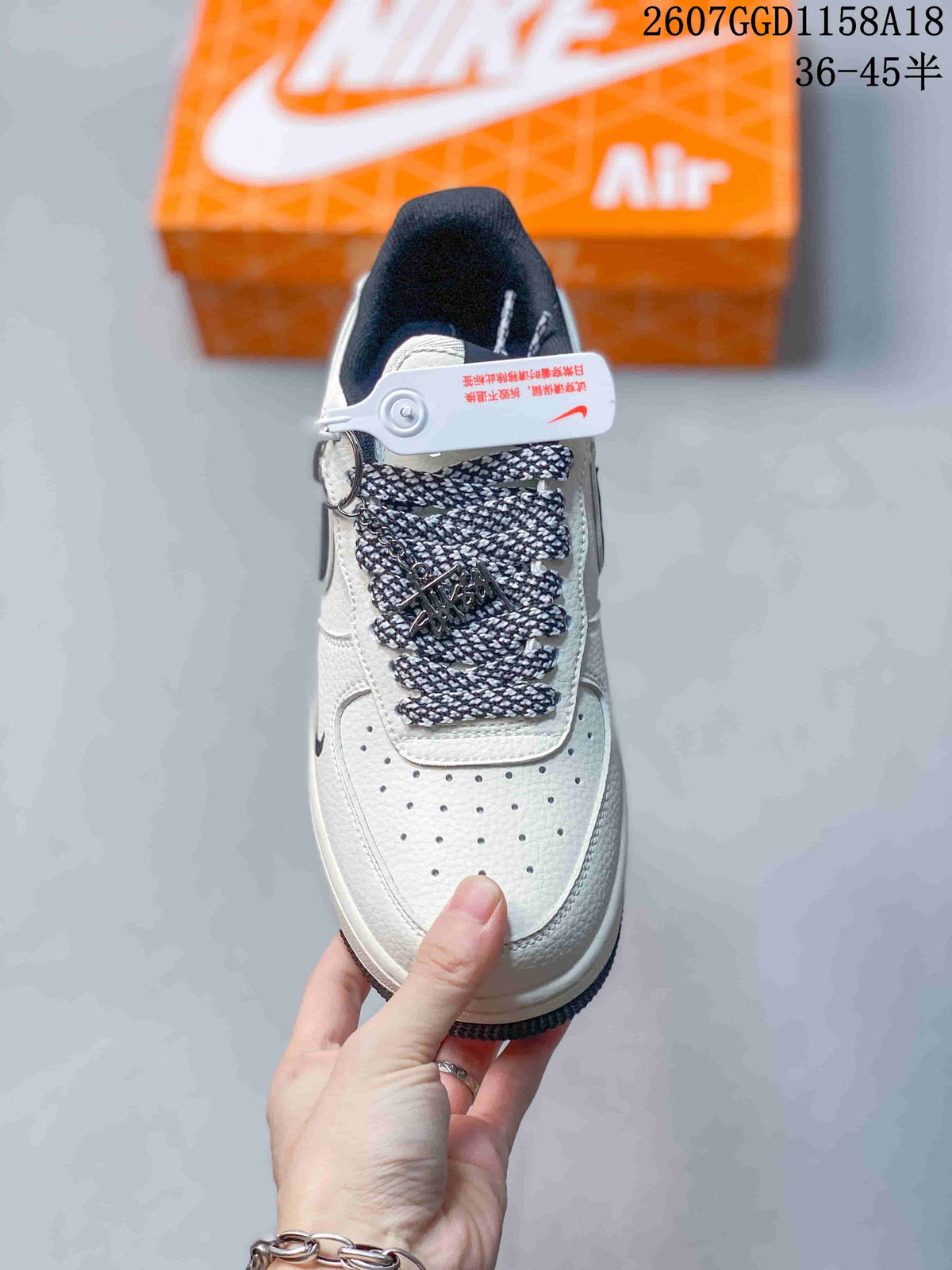 Nike Air Force 1 ’07 Low White Navy Sneakers 2607GGD1158A18
