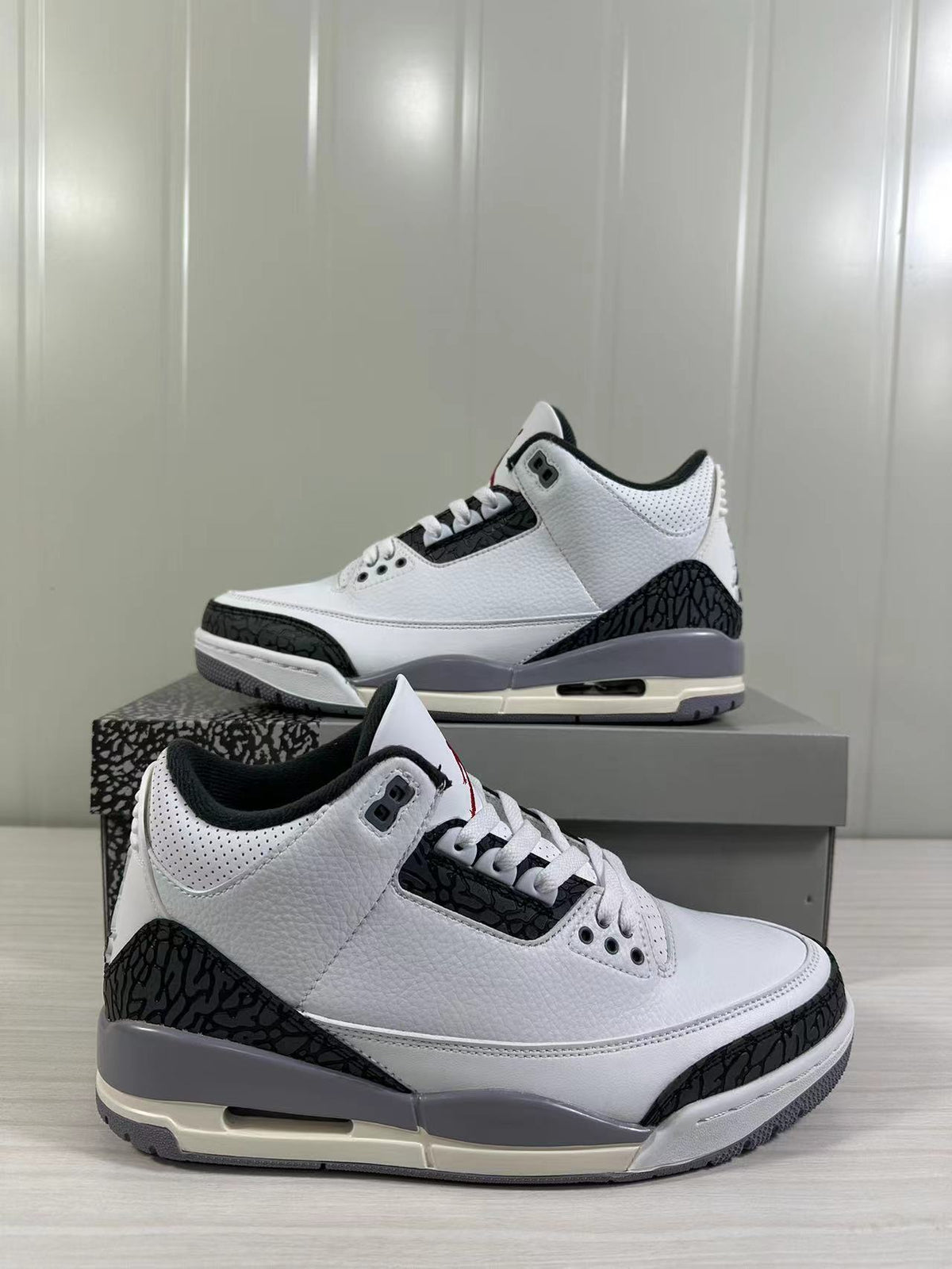 Jordan Air Jordan 3 Retro White Cement Grey Sneakers CT8532-106