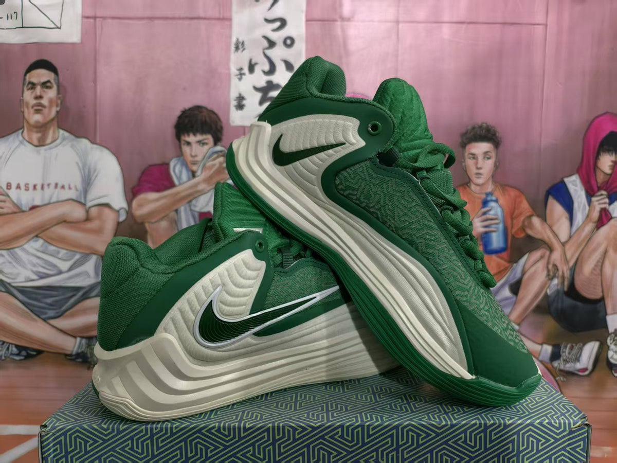 Nike Cushion 3.0 Green and Cream Basketball Sneakers
