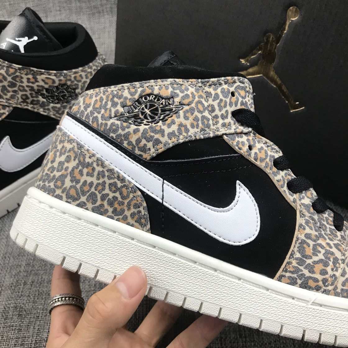 Air Jordan 1 Mid SE GS Leopard Sneakers BQ6931-021