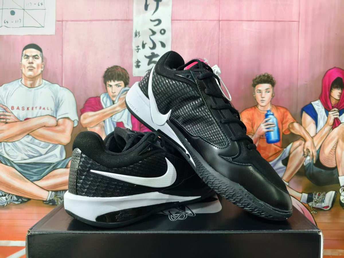 Nike Black and White Low-Top Sneakers