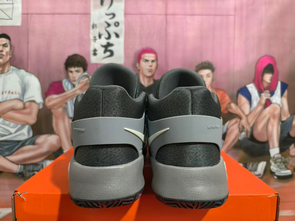 Nike KD Basketball Shoes in Grey