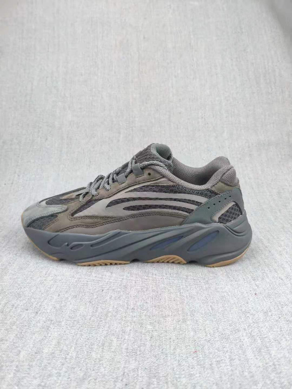 700 V2 Gray Unisex Sneakers