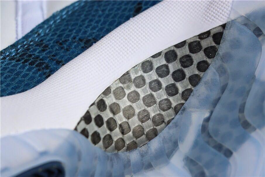 Jordan Air Jordan 11 Low Navy Snakeskin Sneakers