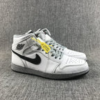 Jordan Air Jordan 1 Retro High OG White Gray Dot Sneakers