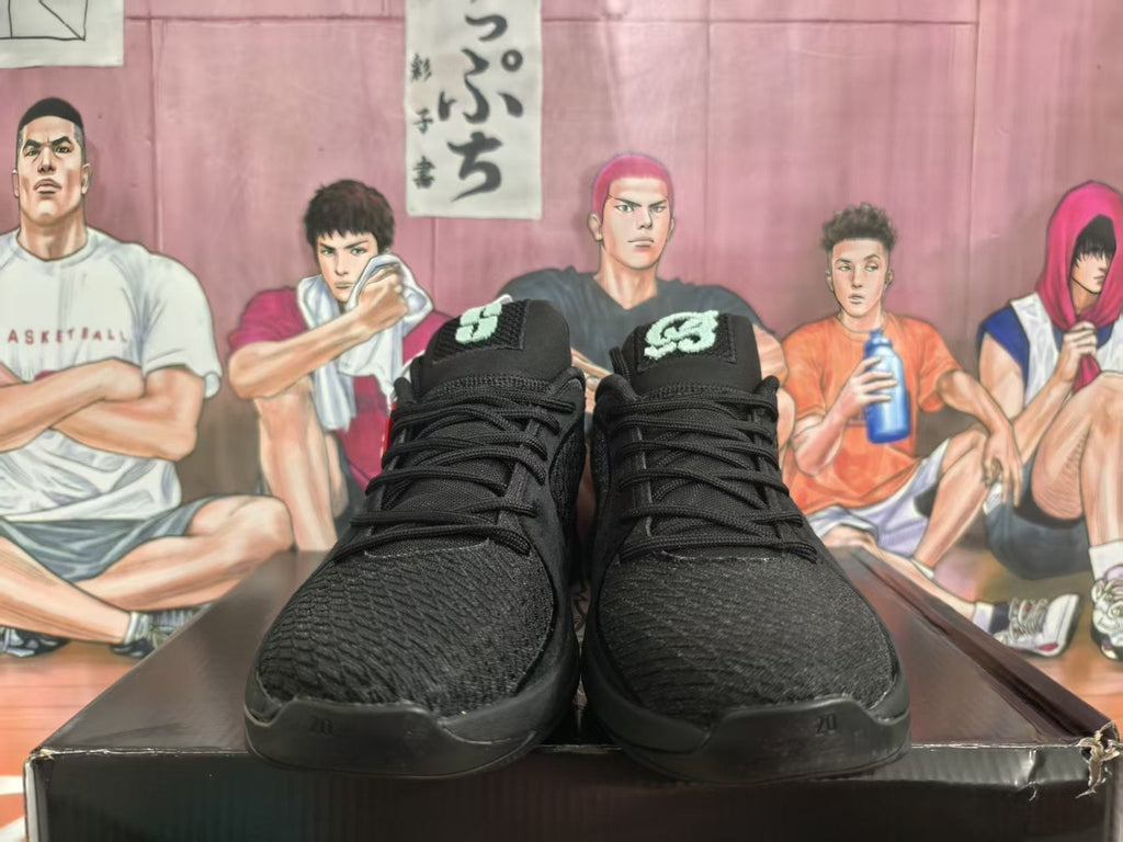 Nike Black Basketball Sneakers