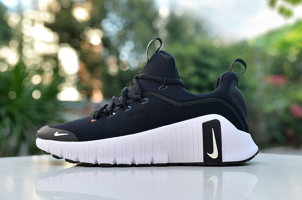 Nike Black and White Low-Top Sneakers