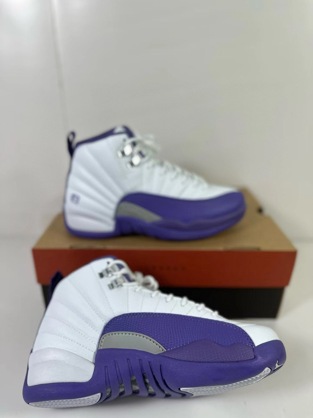 Air Jordan 12 Retro White Purple Sneakers CT8013-150