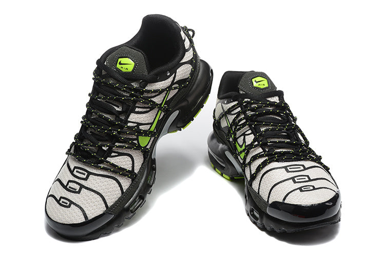 Nike Air Max Plus Black and Volt Sneakers FD0670-003