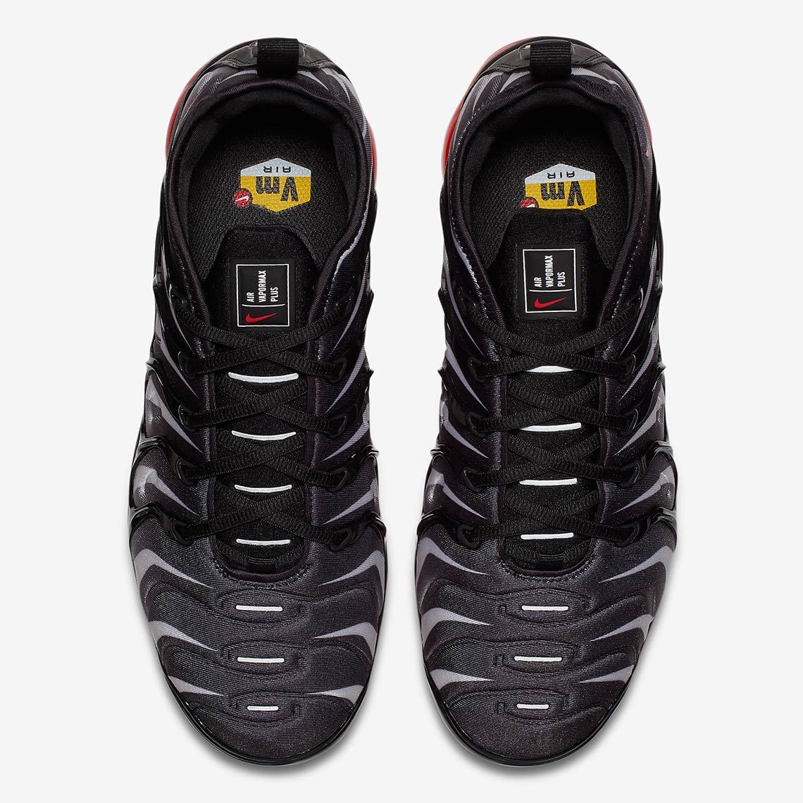 Nike Air VaporMax Plus Black Gray Red Sneakers