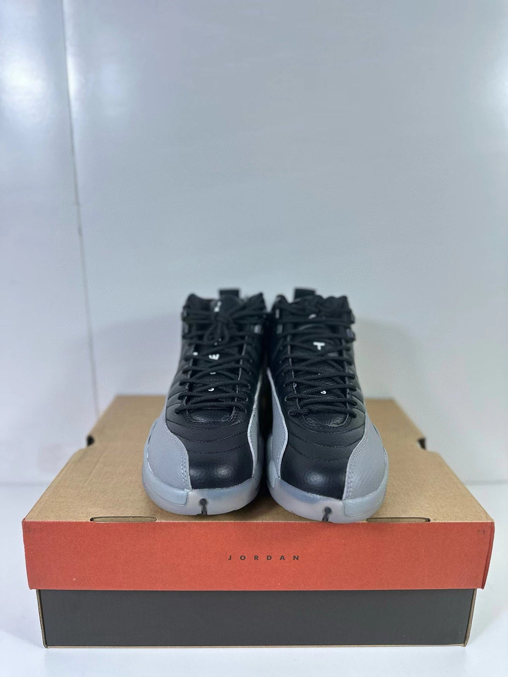 Jordan Air Jordan 12 Retro Black Wolf Grey Sneakers CT8013-019
