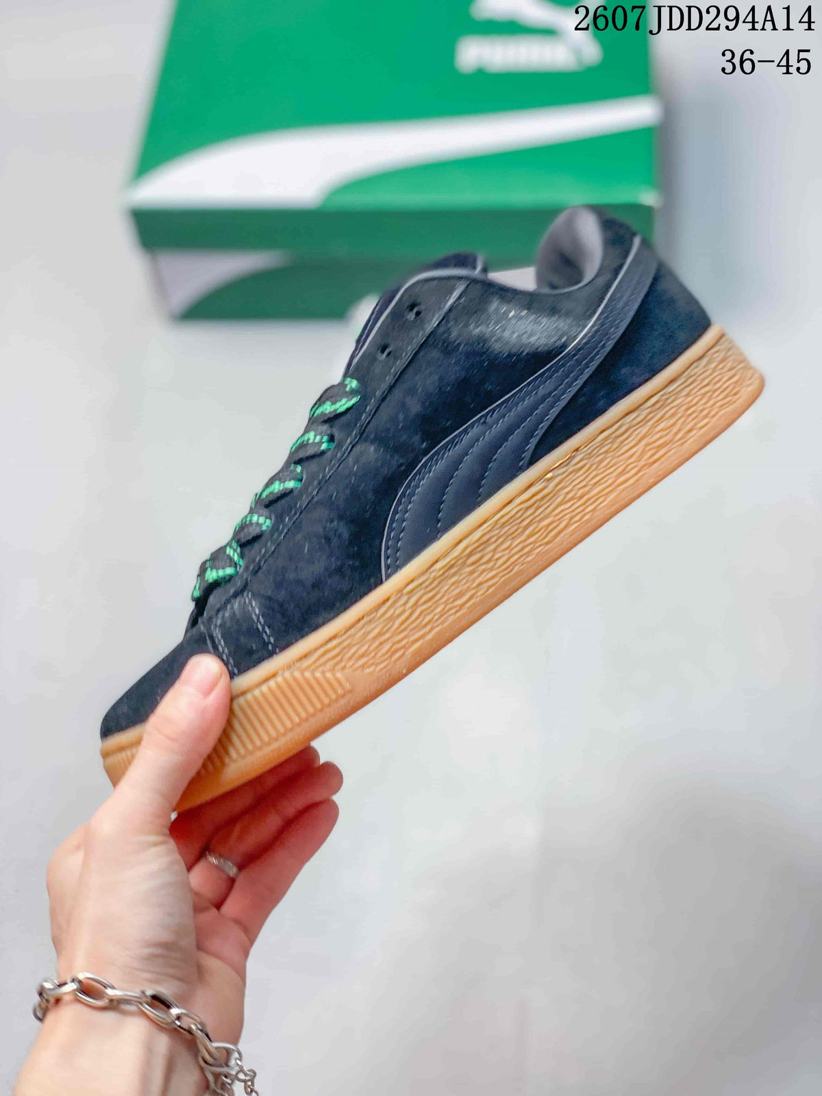 PUMA Suede XL Low-Top Sneakers Black and Gum