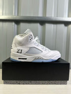Jordan Air Jordan 5 White/Silver Sneakers HQ7978-103