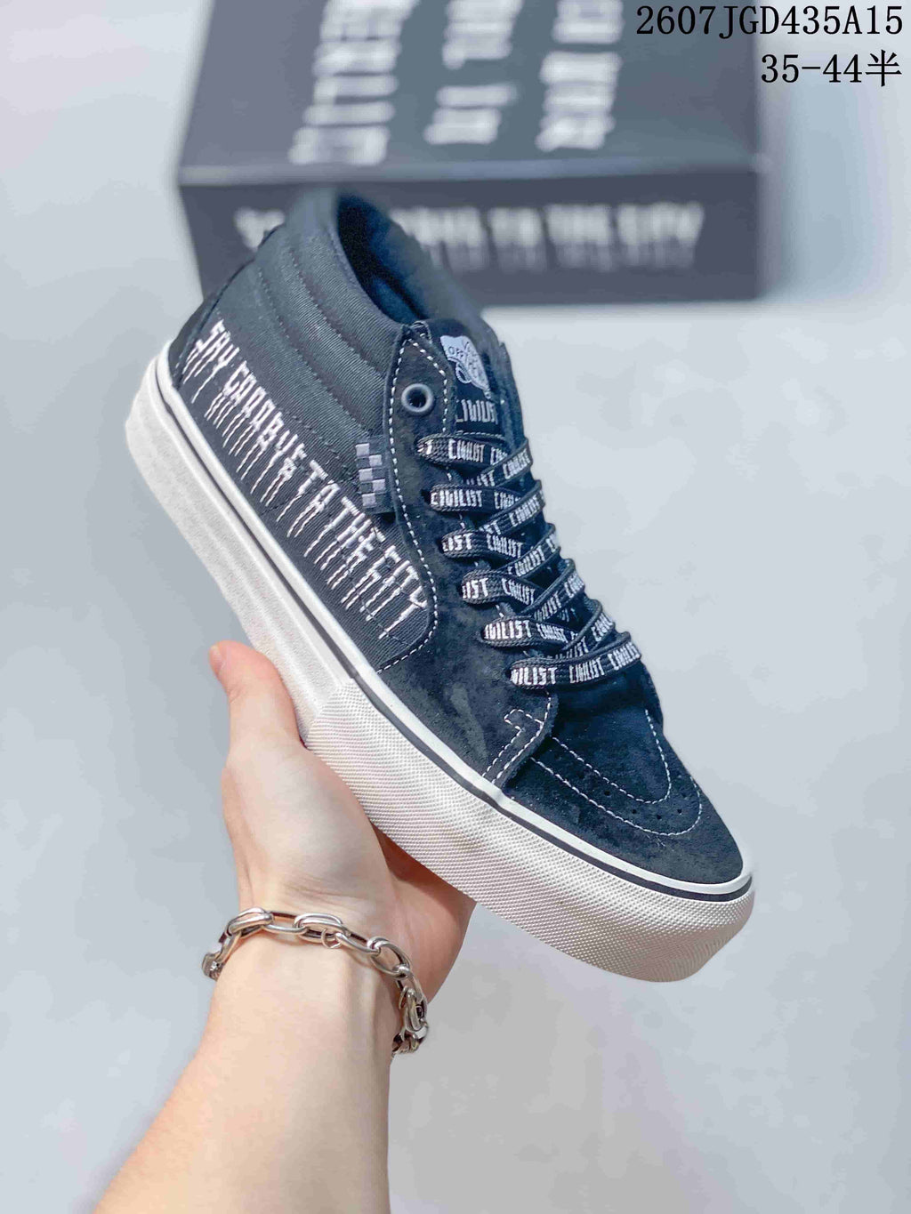 Vans SK8-LOW Black White Sneakers
