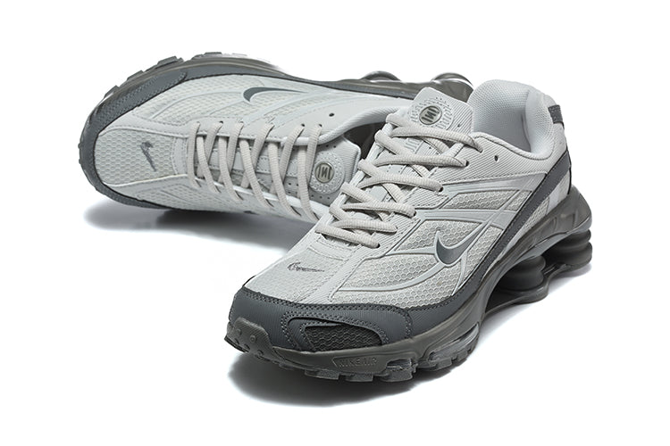 Nike Shox Ride 2 Sneakers in Grey