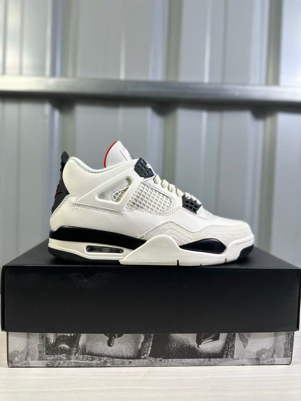 Jordan Air Jordan 4 Retro Flight Club White Black AJ4 IM4002-100