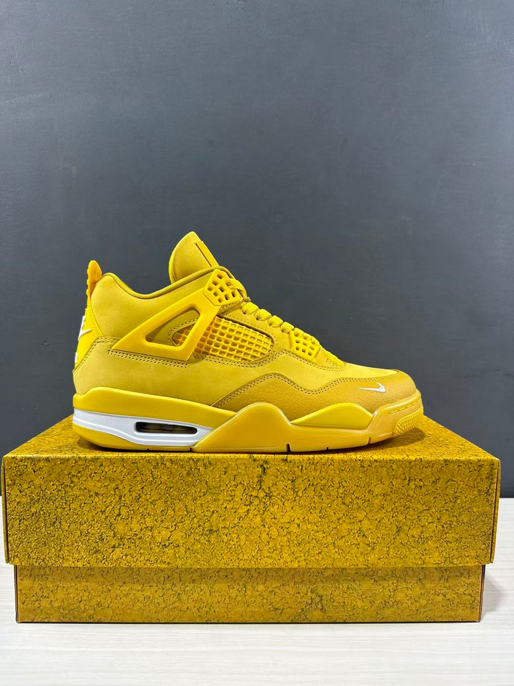 Jordan Air Jordan 4 Retro Marquette Yellow Sneakers HF4340-008