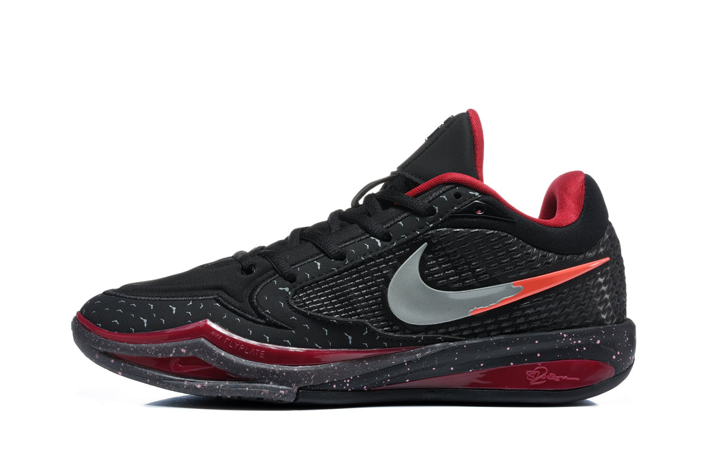 Nike Basketball Shoes Black and Red Low-Top Sneakers