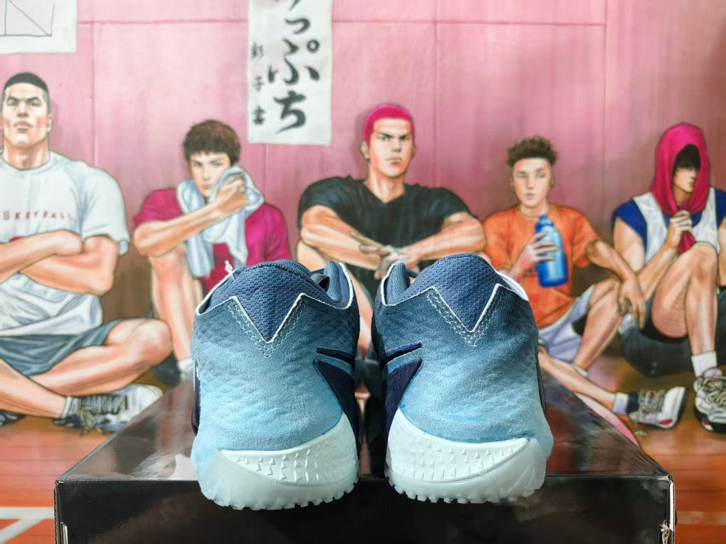Nike Basketball Shoes in Gray Blue