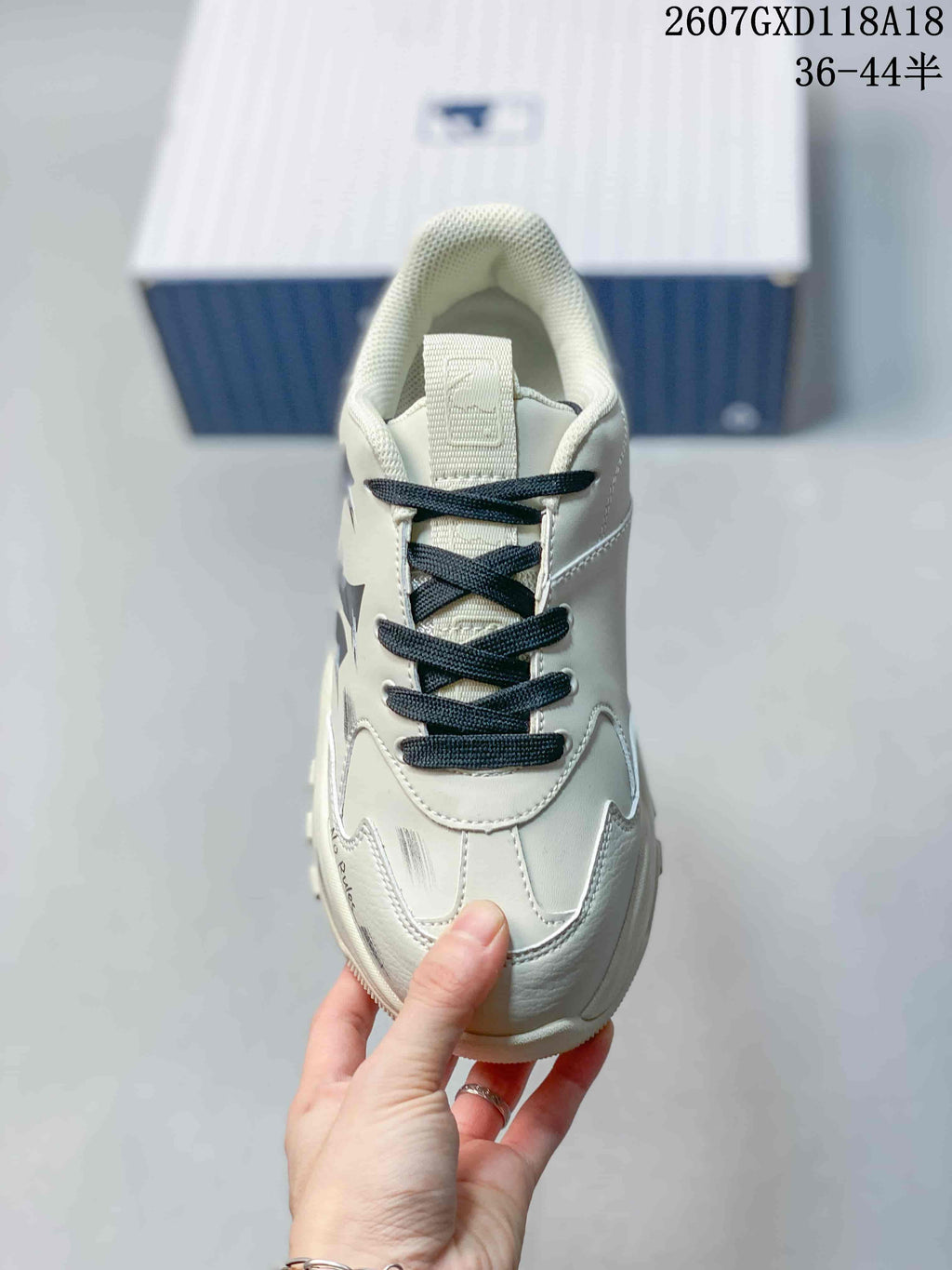 MLB Big Ball Chunky Sneakers White Black 2607GXD118A18