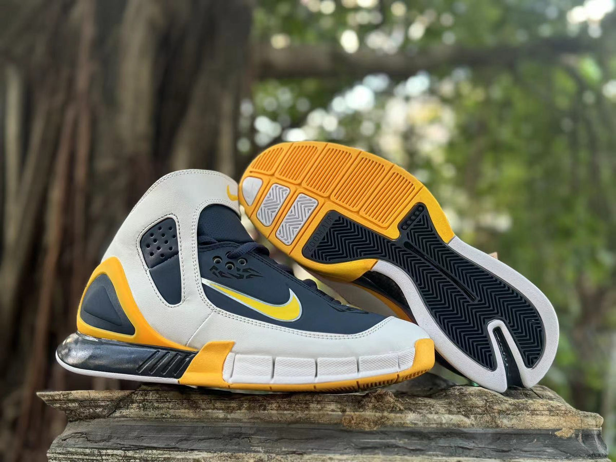 Nike Kobe 2K5 High-Top Basketball Shoes Lakers Blue and Yellow