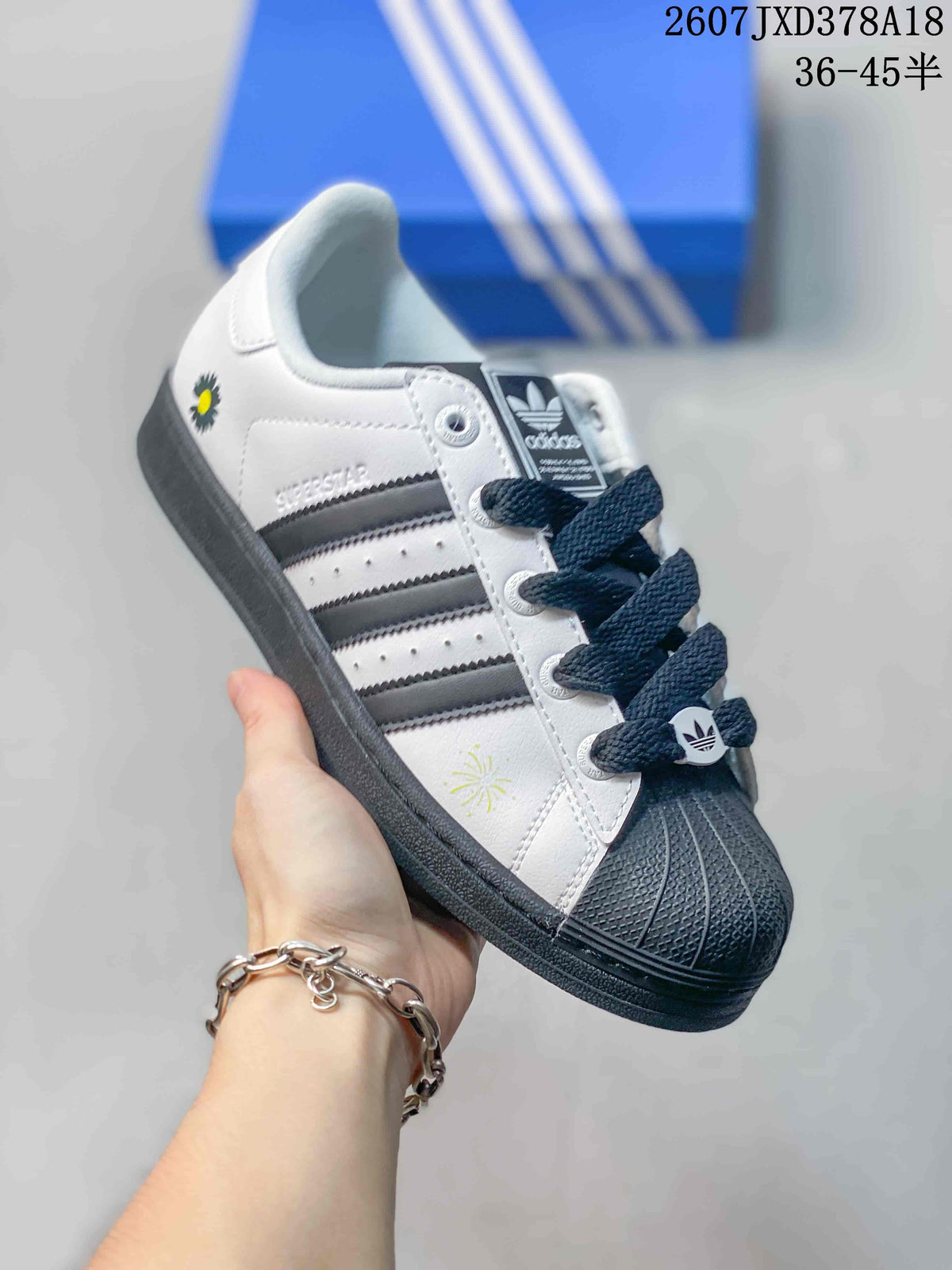 adidas Originals Superstar Sneakers White/Black 2607JXD378A18
