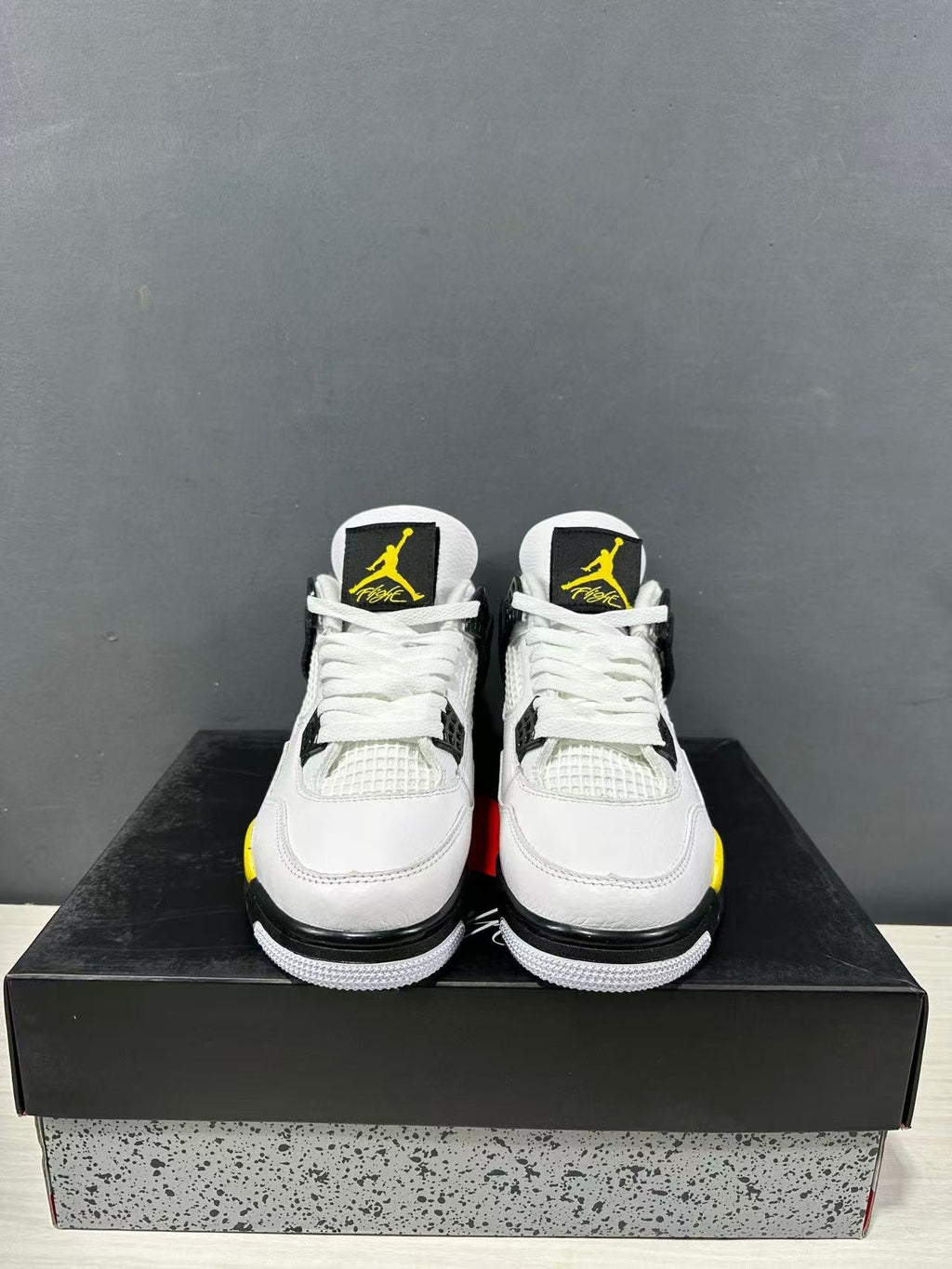 Jordan Air Jordan 4 White Yellow Retro Basketball Sneakers IO2468-102