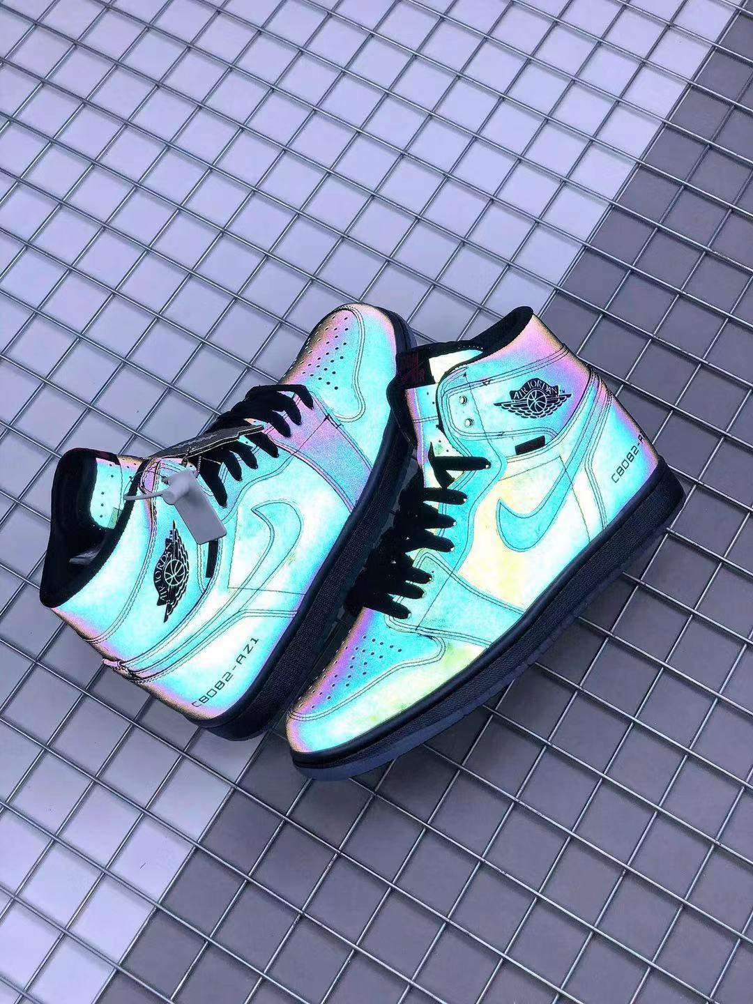 Jordan 1 High Zoom R2T Chameleon Black Sneakers