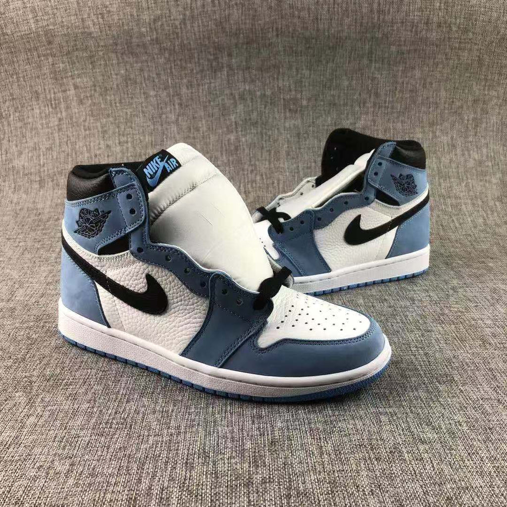 Jordan Air Jordan 1 High OG University Blue Sneakers 555088-134