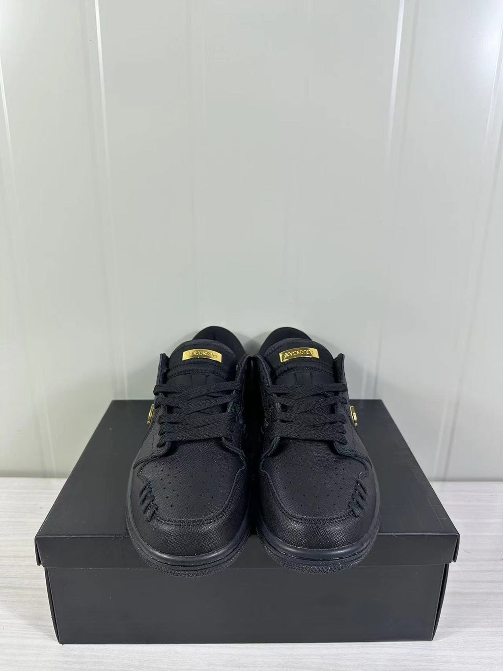 Jordan Air Jordan 1 Low Black Gold FN5032-007