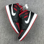 Jordan Air Jordan 1 Mid Black Red Sneakers 554724-020