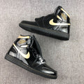Jordan Air Jordan 1 High OG Black Gold Sneakers 555088-032
