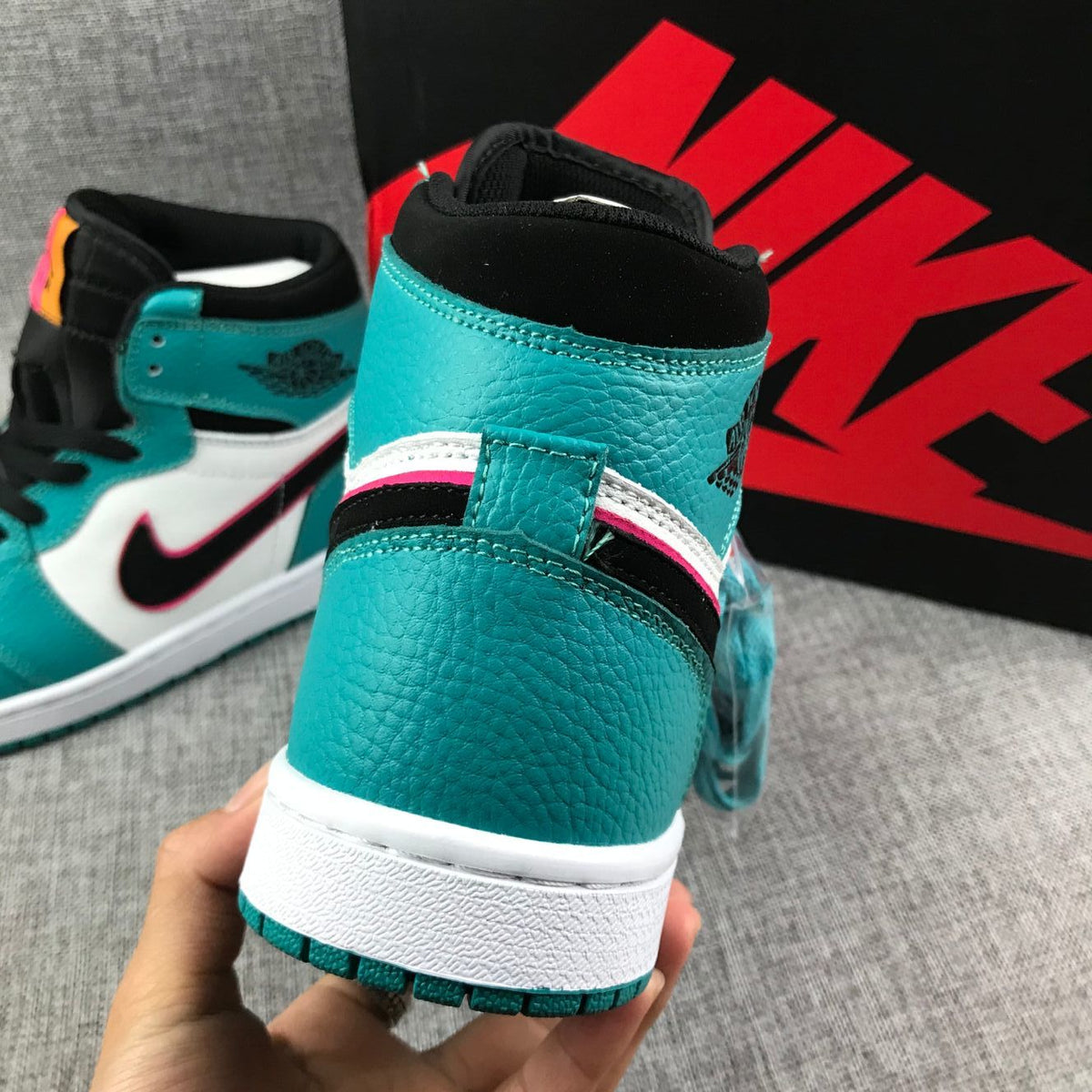 Air Jordan 1 High South Coast Sneakers 852542-306