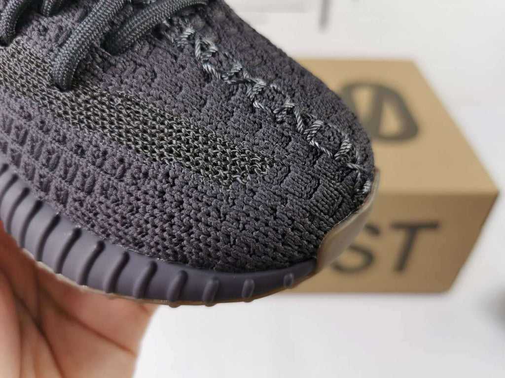 Yeezy 350 V2 Kids Sneakers Black Gum Sole