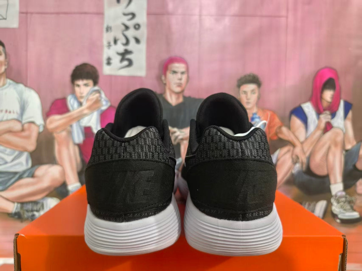 Nike Black Knit Low-Top Sneakers with White Sole