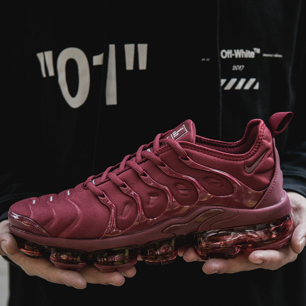 Nike Air VaporMax Plus Sneakers in Burgundy