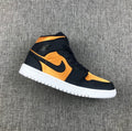 Jordan 1 Mid SE Black Gold Sneakers 852542-401