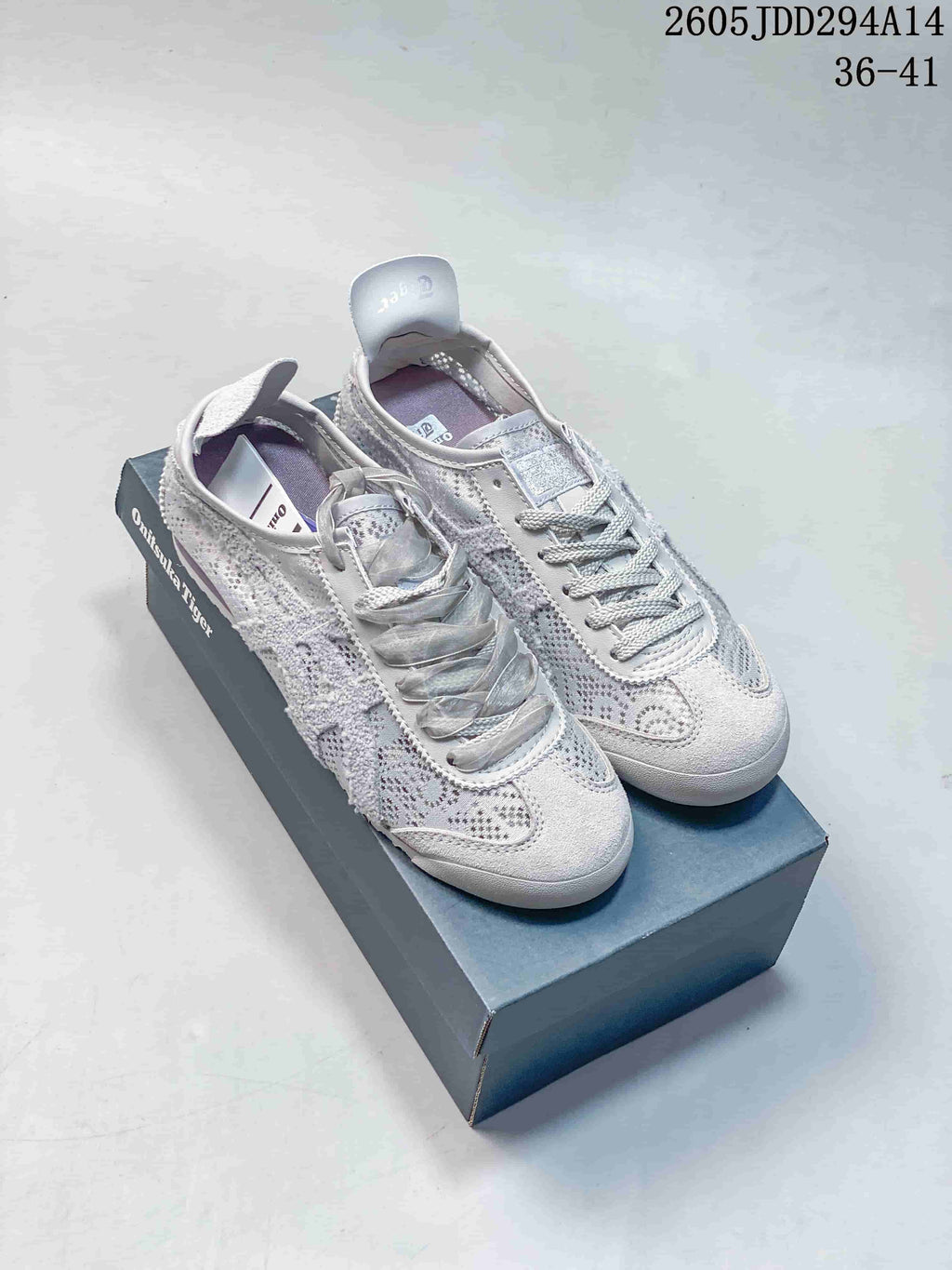 Onitsuka Tiger Mexico 66 Textile Low-Top Sneakers
