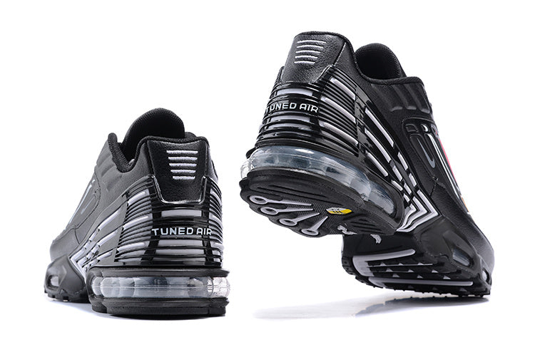 Nike Air Max Plus Black Sneakers