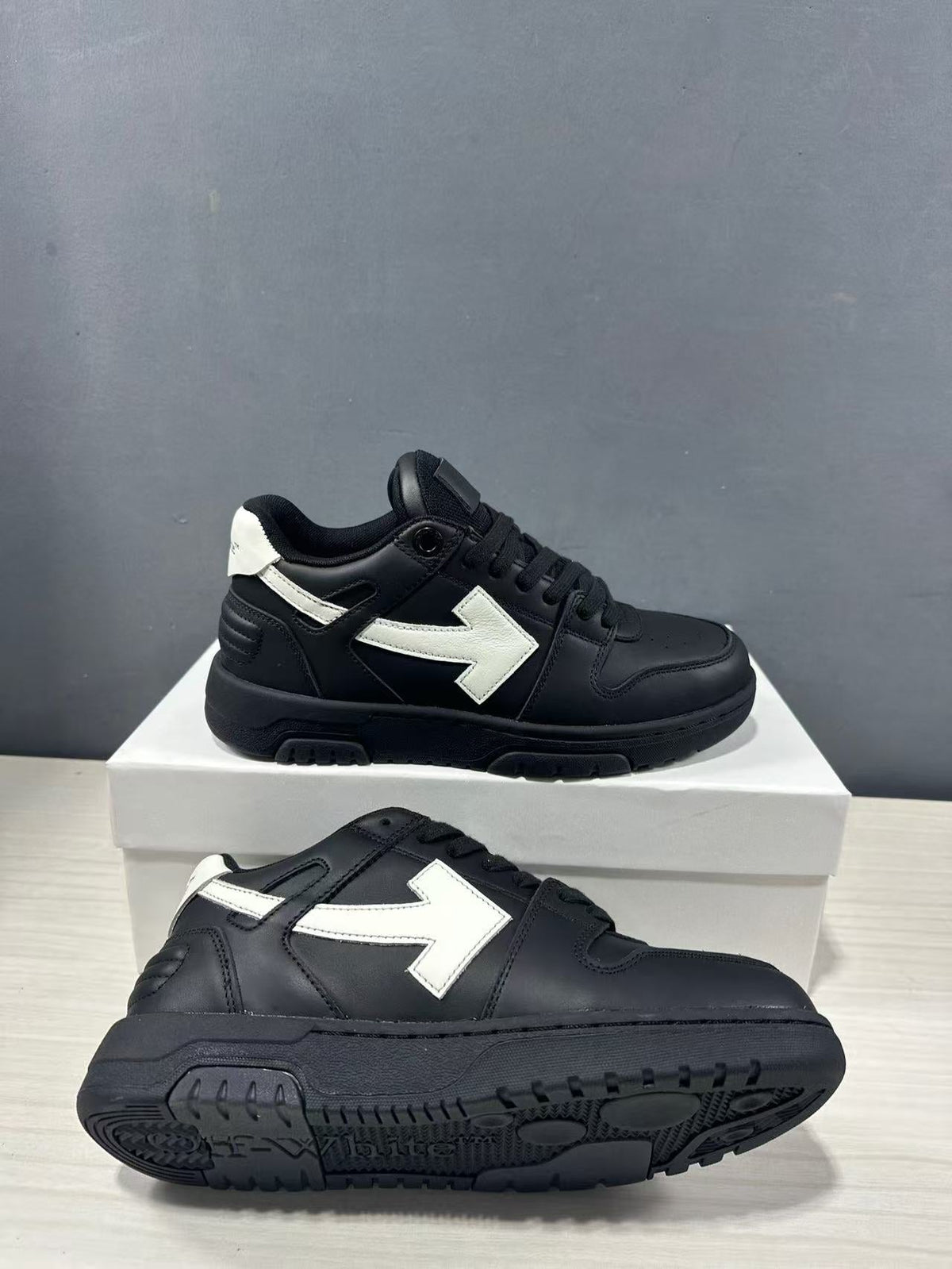 Off-White Out Of Office Sneakers Black White OMAI89C99LEA0191001