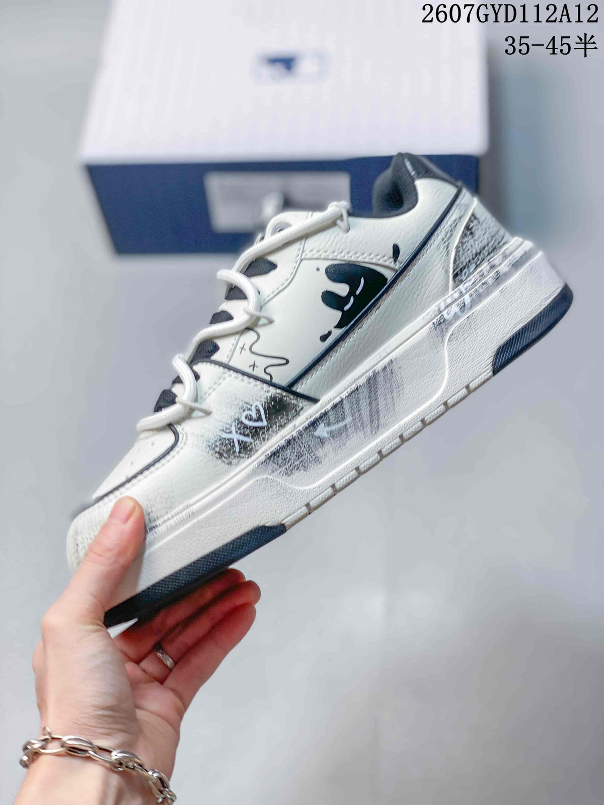 MLB Chunky Liner Low-Top Sneakers White Silver 3ASXCA12N
