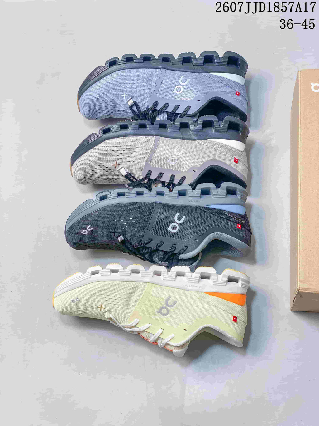 On Cloud X 4 Low-Top Sneakers