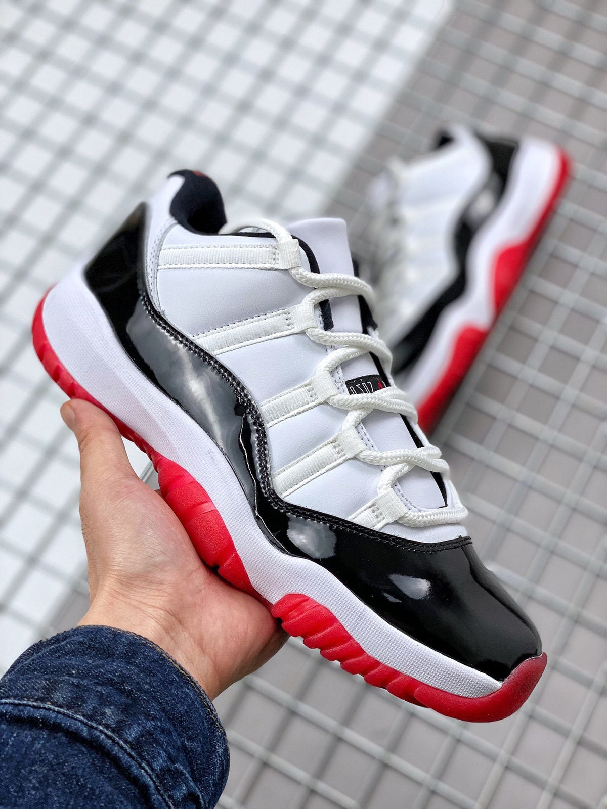Jordan Air Jordan 11 Win Like '82 Sneakers Black White Red