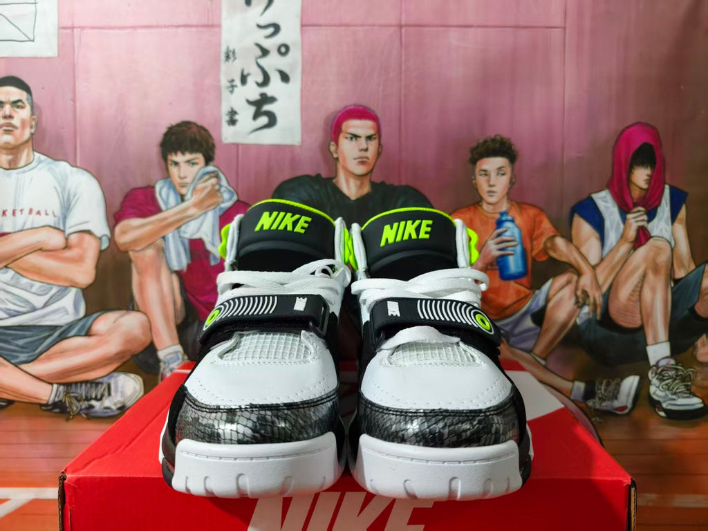 Nike Air More Uptempo White Black Green Sneakers